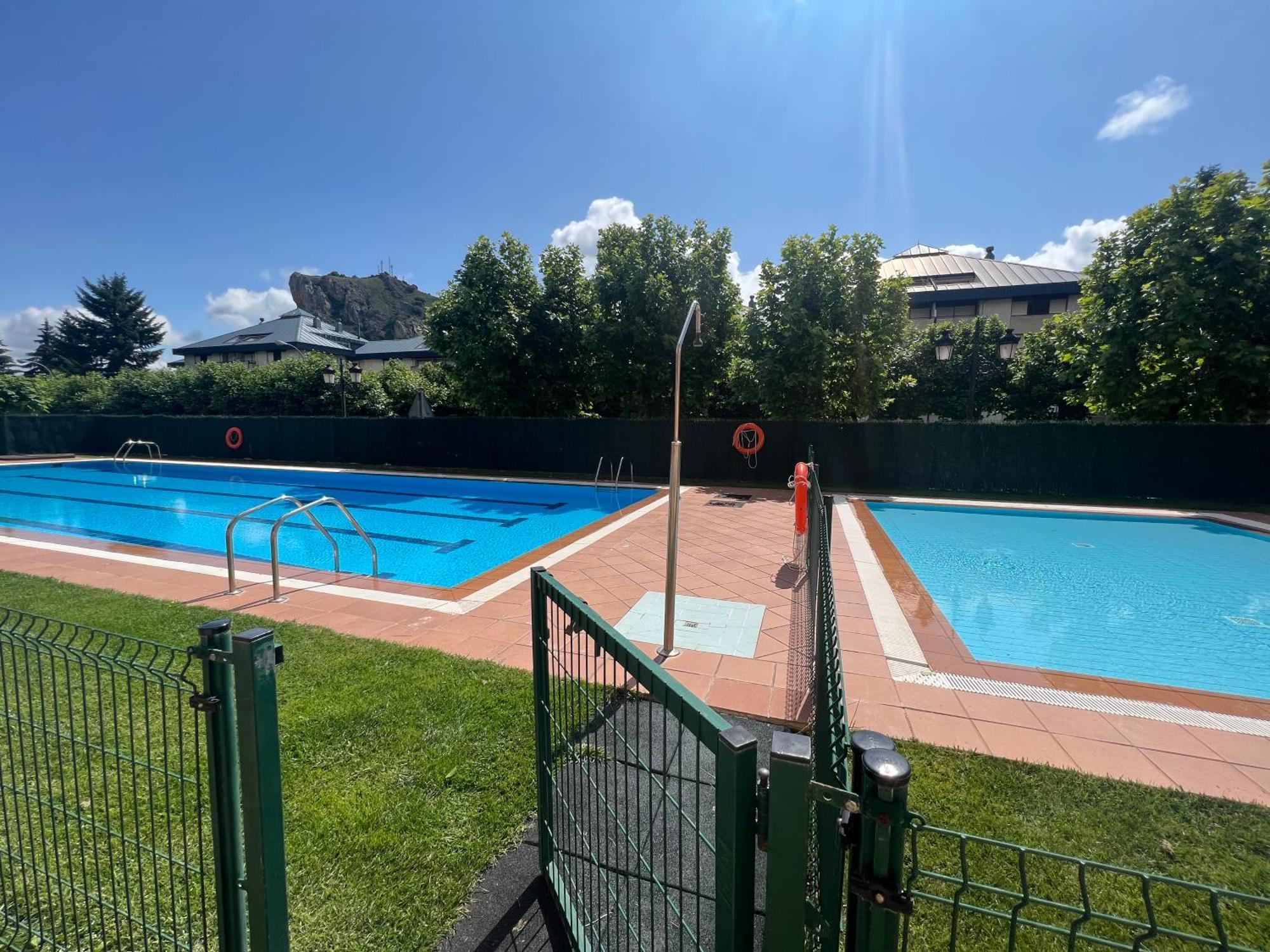 Carmen Coqueto Con Piscina Y Garaje By Logrono Apartment *
